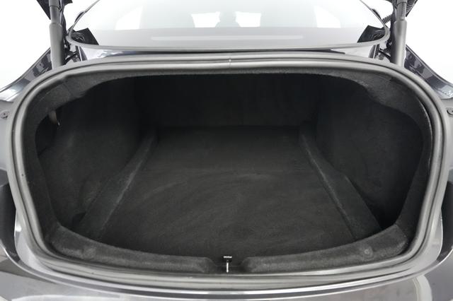 2025 Tesla Model 3 — photo 6 of 23