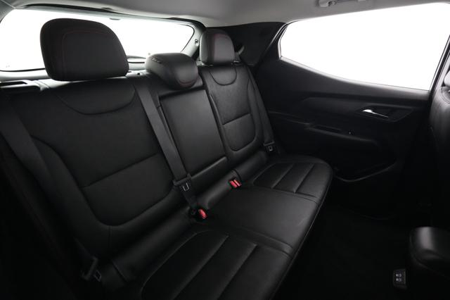 2027 Chevrolet Bolt — photo 4 of 23