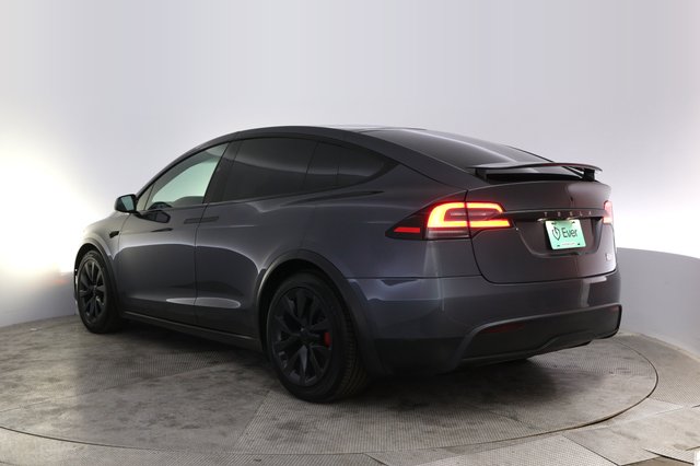 2023 Tesla Model X — photo 13 of 24