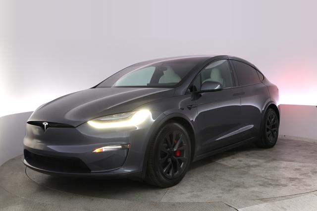 2023 Tesla Model X — VIN 7SAXCBE64PF402732