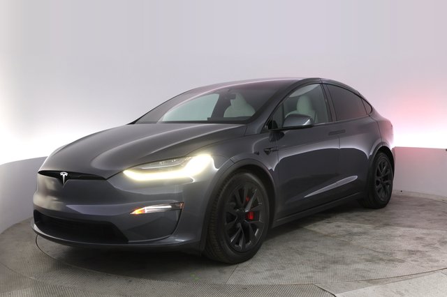 2023 Tesla Model X — VIN 7SAXCBE64PF402732