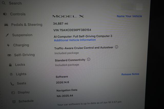 2023 Tesla Model X — photo 5 of 21