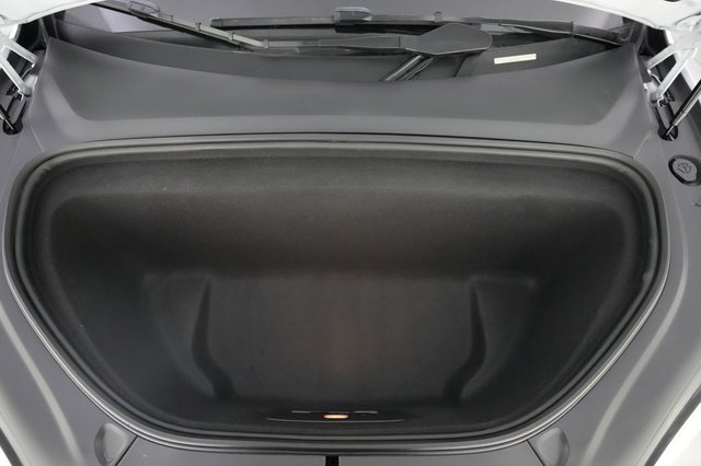 2022 Tesla Model X — photo 21 of 22