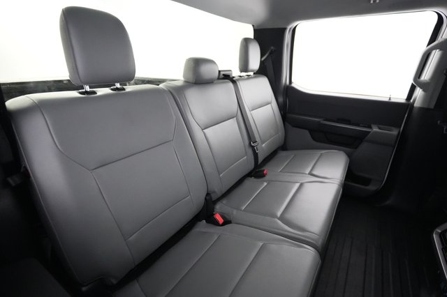 2022 Ford F-150 Lightning — photo 4 of 23
