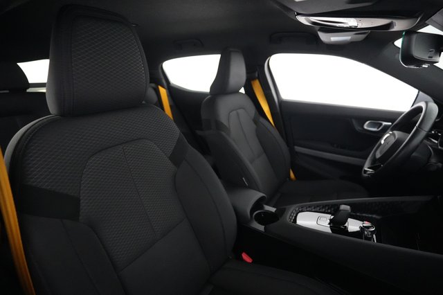 2023 Polestar 2 — photo 18 of 24