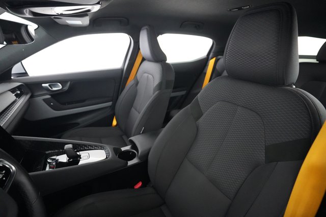 2023 Polestar 2 — photo 3 of 24