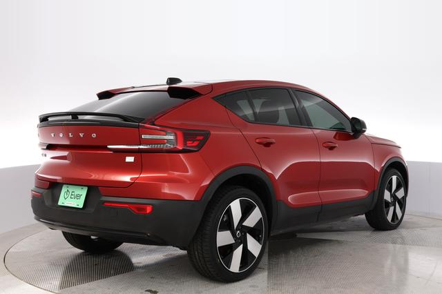 2023 Volvo C40 Recharge — photo 2 of 19