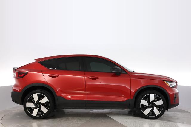 2023 Volvo C40 Recharge — photo 10 of 19
