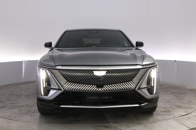 2024 Cadillac Lyriq — photo 9 of 21