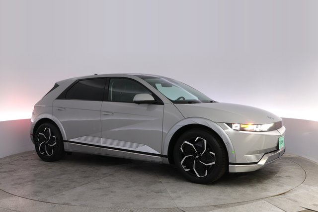 2024 Hyundai IONIQ 5 — photo 11 of 28