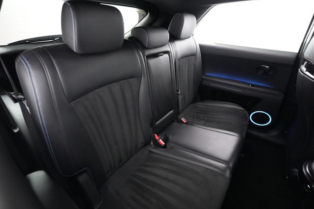 2025 Hyundai IONIQ 5 — photo 4 of 22