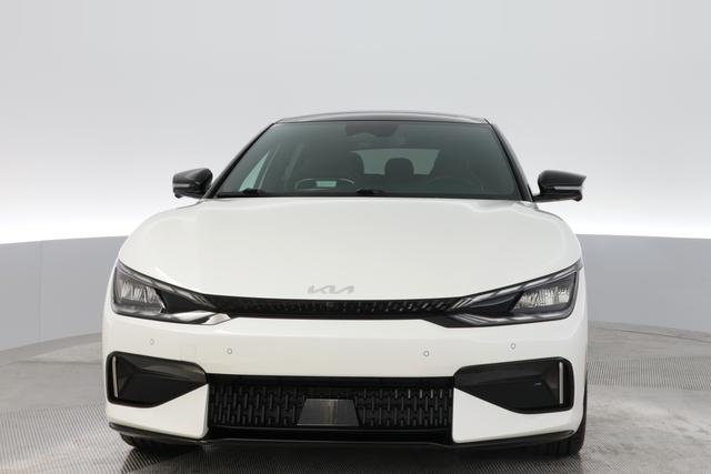 2024 Kia EV6 — photo 9 of 26