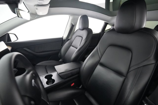 2022 Tesla Model Y — photo 3 of 34