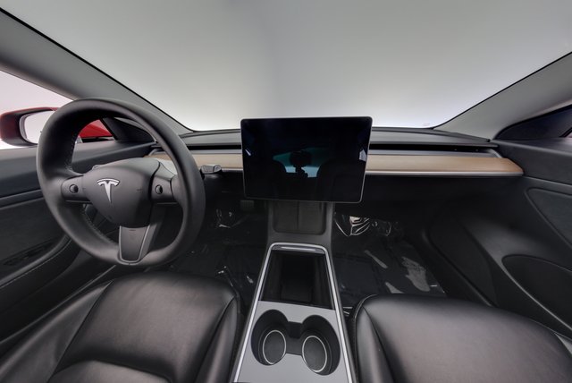 2021 Tesla Model 3 — photo 21 of 26