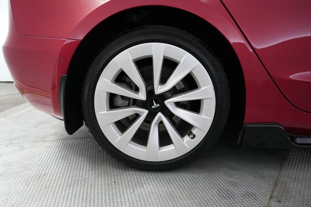 2021 Tesla Model 3 — photo 17 of 26