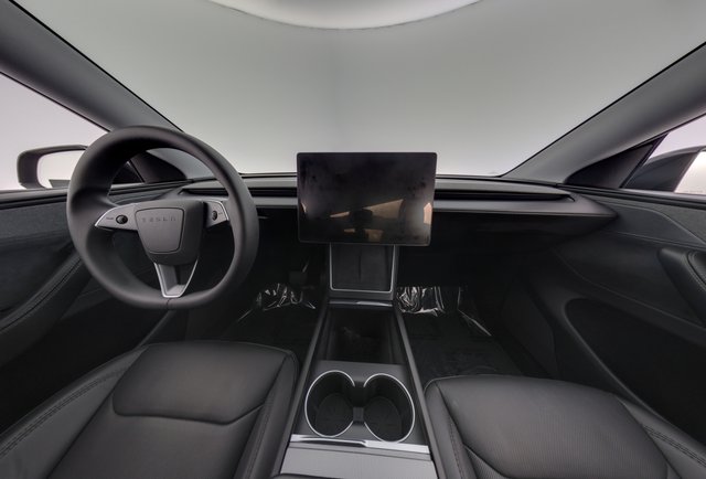 2026 Tesla Model Y — photo 21 of 24