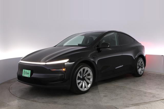 2026 Tesla Model Y — VIN 7SAYGDED6TF414667