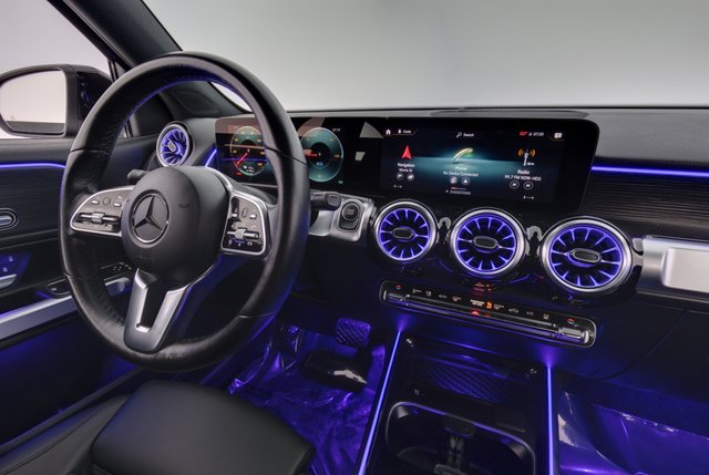 2023 Mercedes-Benz EQB — photo 20 of 23
