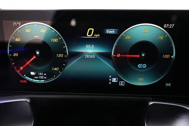 2023 Mercedes-Benz EQB — photo 5 of 23