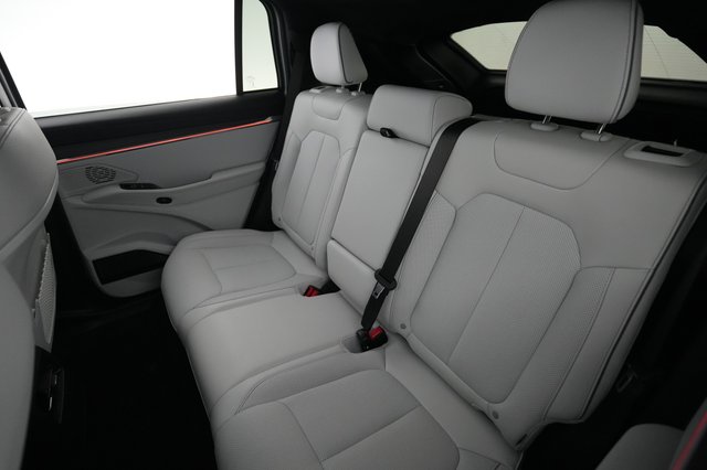 2025 Jeep Wagoneer S — photo 19 of 22
