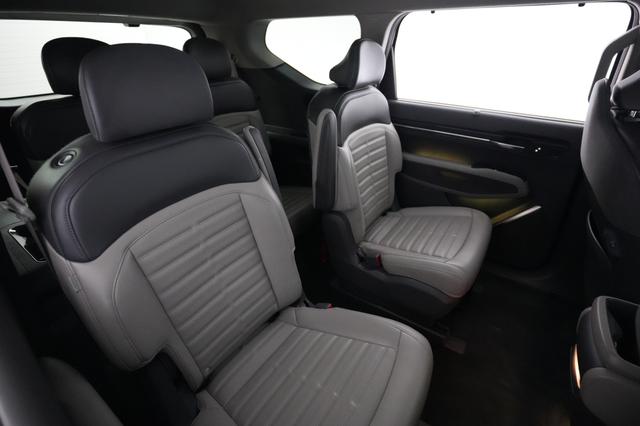 2024 Kia EV9 — photo 4 of 30