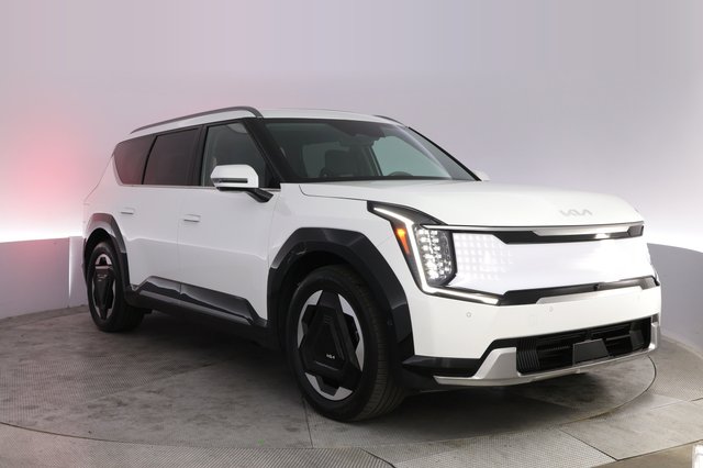 2024 Kia EV9 — photo 10 of 30
