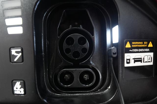 2024 Kia EV6 — photo 8 of 30
