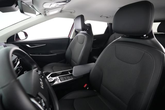2024 Kia EV6 — photo 3 of 30