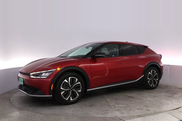 2024 Kia EV6 — photo 14 of 30
