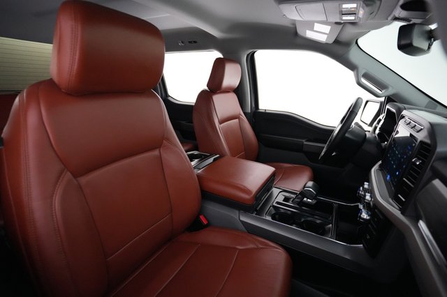 2023 Ford F-150 Lightning — photo 12 of 18