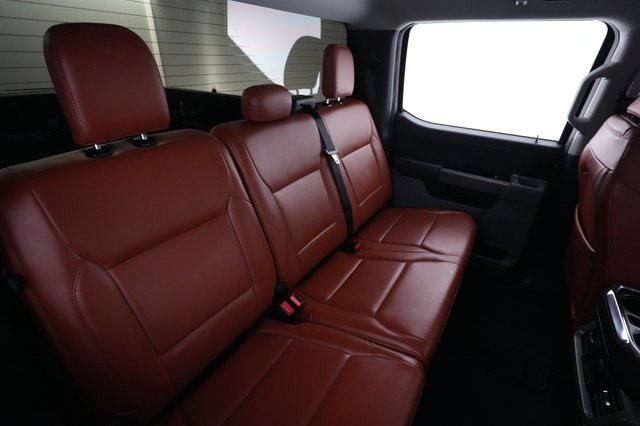 2023 Ford F-150 Lightning — photo 4 of 18