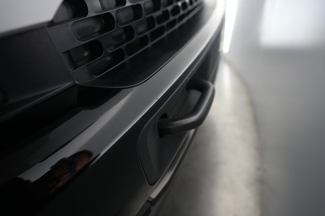 2025 Rivian R1S — photo 27 of 28