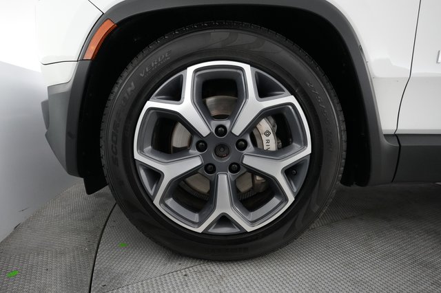 2023 Rivian R1T — photo 15 of 25