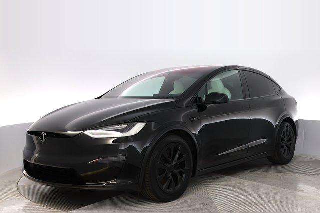 2023 Tesla Model X — VIN 7SAXCBE56PF381745