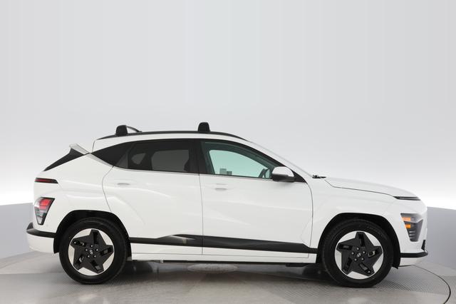 2024 Hyundai Kona Electric — photo 10 of 22