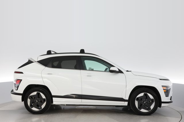2024 Hyundai Kona Electric — photo 10 of 22