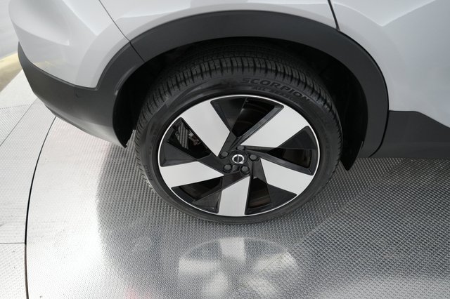 2023 Volvo C40 Recharge — photo 7 of 19