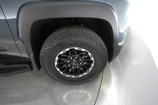 2026 Chevrolet Silverado EV — photo 7 of 15