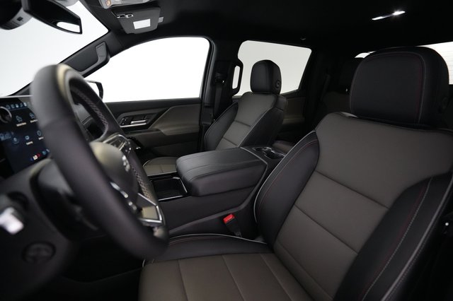 2026 Chevrolet Silverado EV — photo 3 of 15