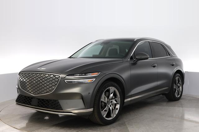 2023 Genesis Electrified GV70 — VIN 5NMMCET18PH000560