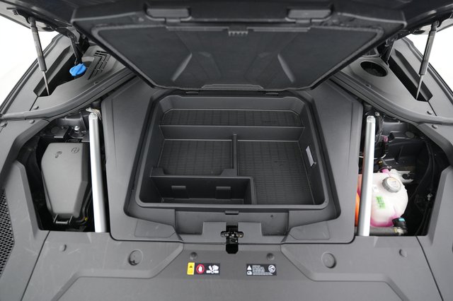 2023 Genesis Electrified GV70 — photo 21 of 22