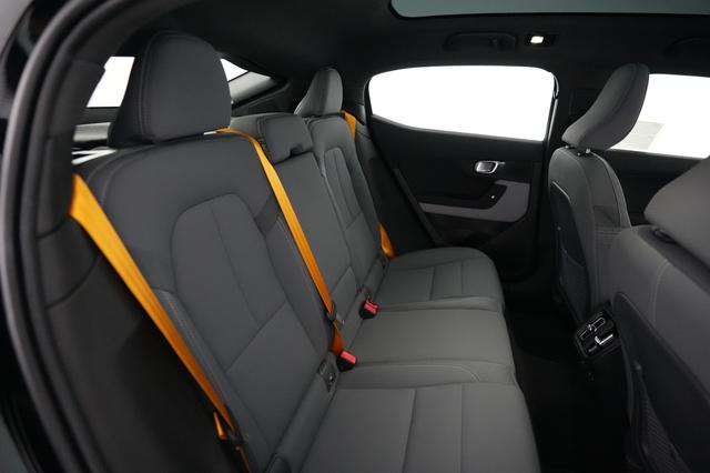 2023 Polestar 2 — photo 4 of 22