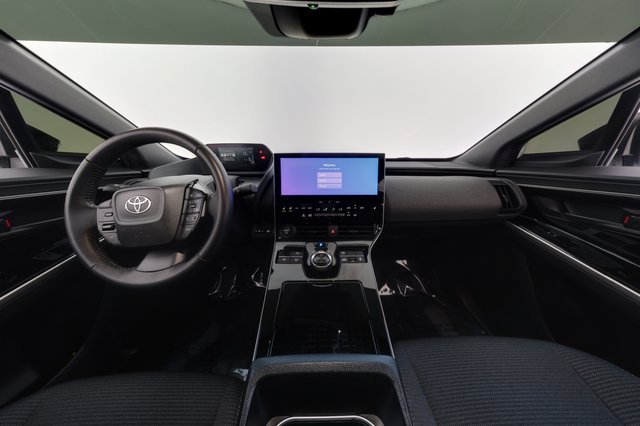 2023 Toyota bZ4X — photo 21 of 25