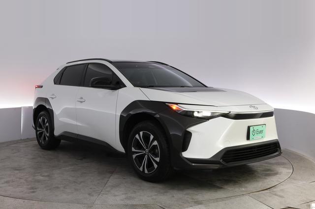 2023 Toyota bZ4X — photo 10 of 25