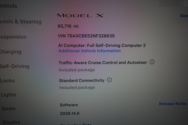 2022 Tesla Model X — photo 5 of 26