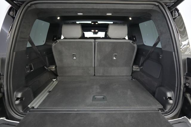 2023 Rivian R1S — photo 6 of 33