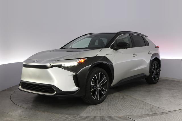 2023 Toyota bZ4X — VIN JTMABACA9PA024102