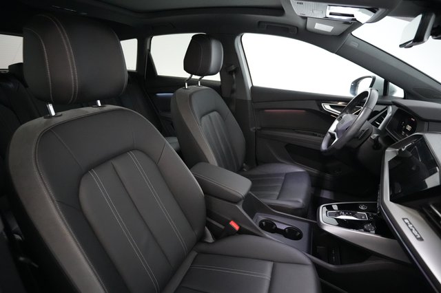 2023 Audi Q4 e-tron — photo 18 of 20