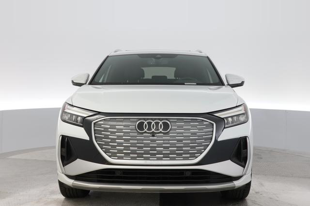 2023 Audi Q4 e-tron — photo 9 of 20
