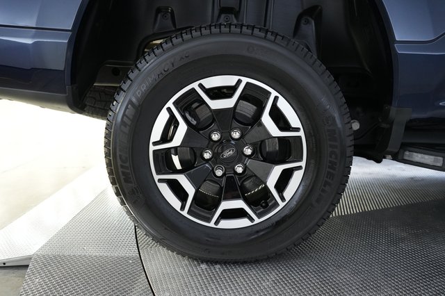 2023 Ford F-150 Lightning — photo 7 of 15